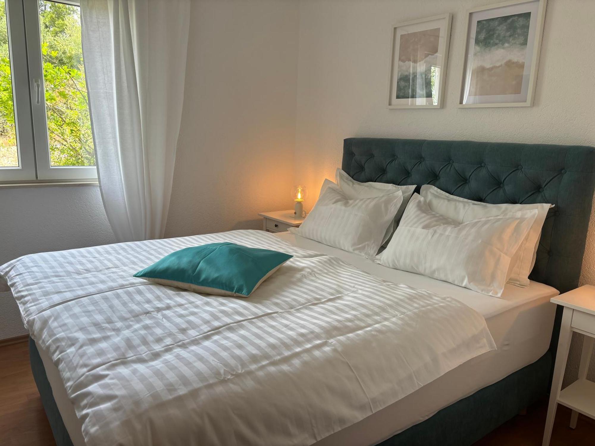 Luxury Apartments Nikolina Sea&City View Макарска Екстериор снимка
