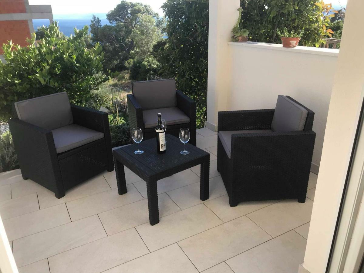 Luxury Apartments Nikolina Sea&City View Макарска Екстериор снимка