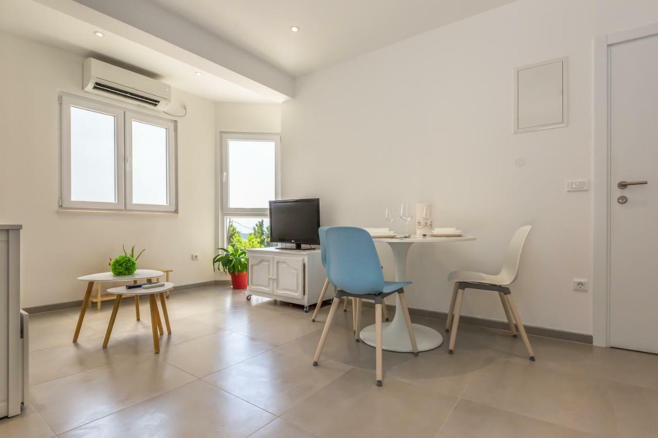 Luxury Apartments Nikolina Sea&City View Макарска Екстериор снимка